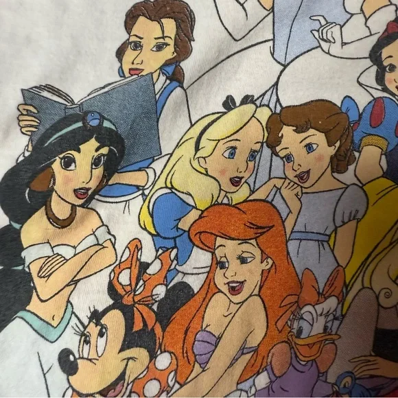 Disney Princess White T-Shirt S - Picture 6 of 17